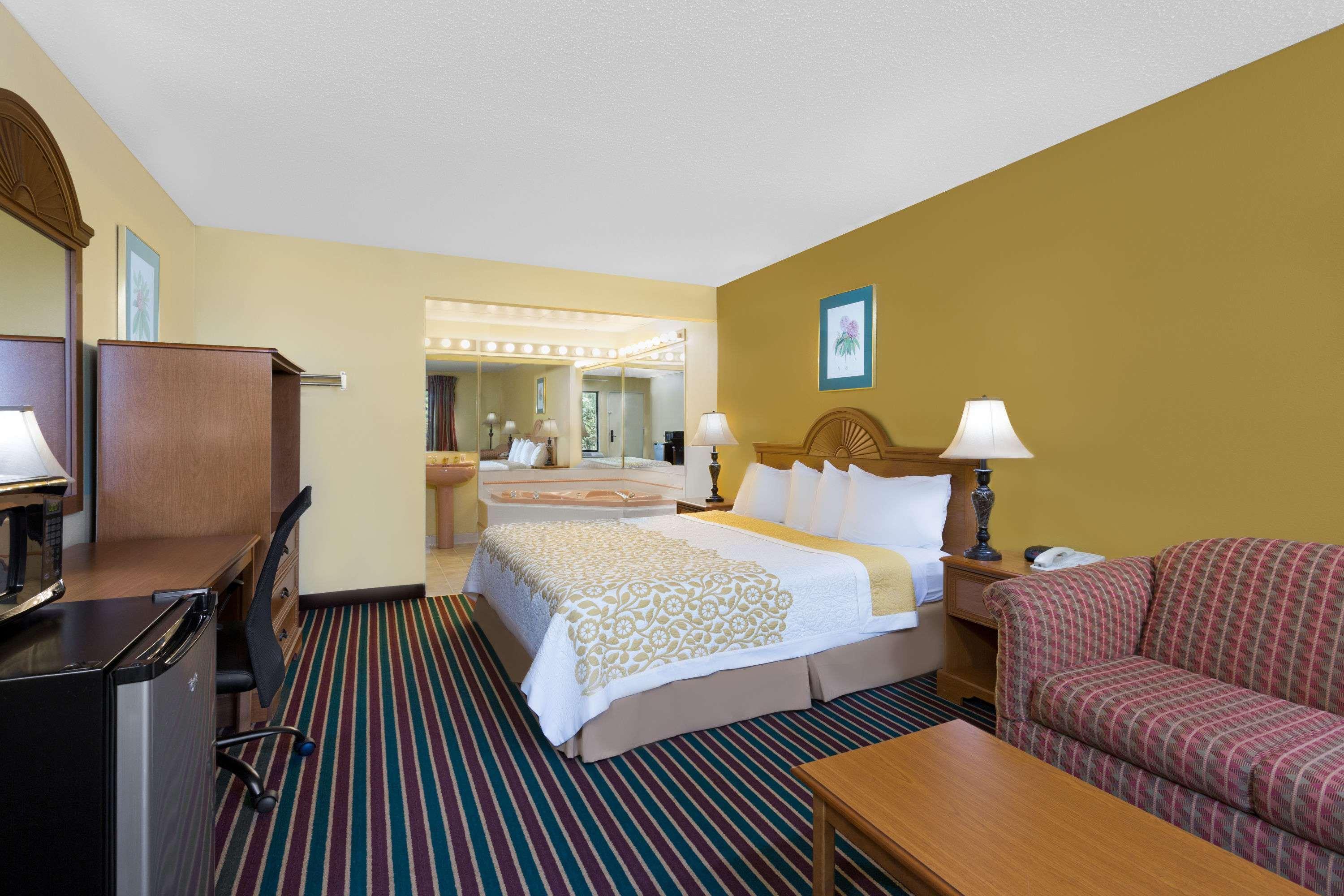 Days Inn By Wyndham Biscoe Extérieur photo