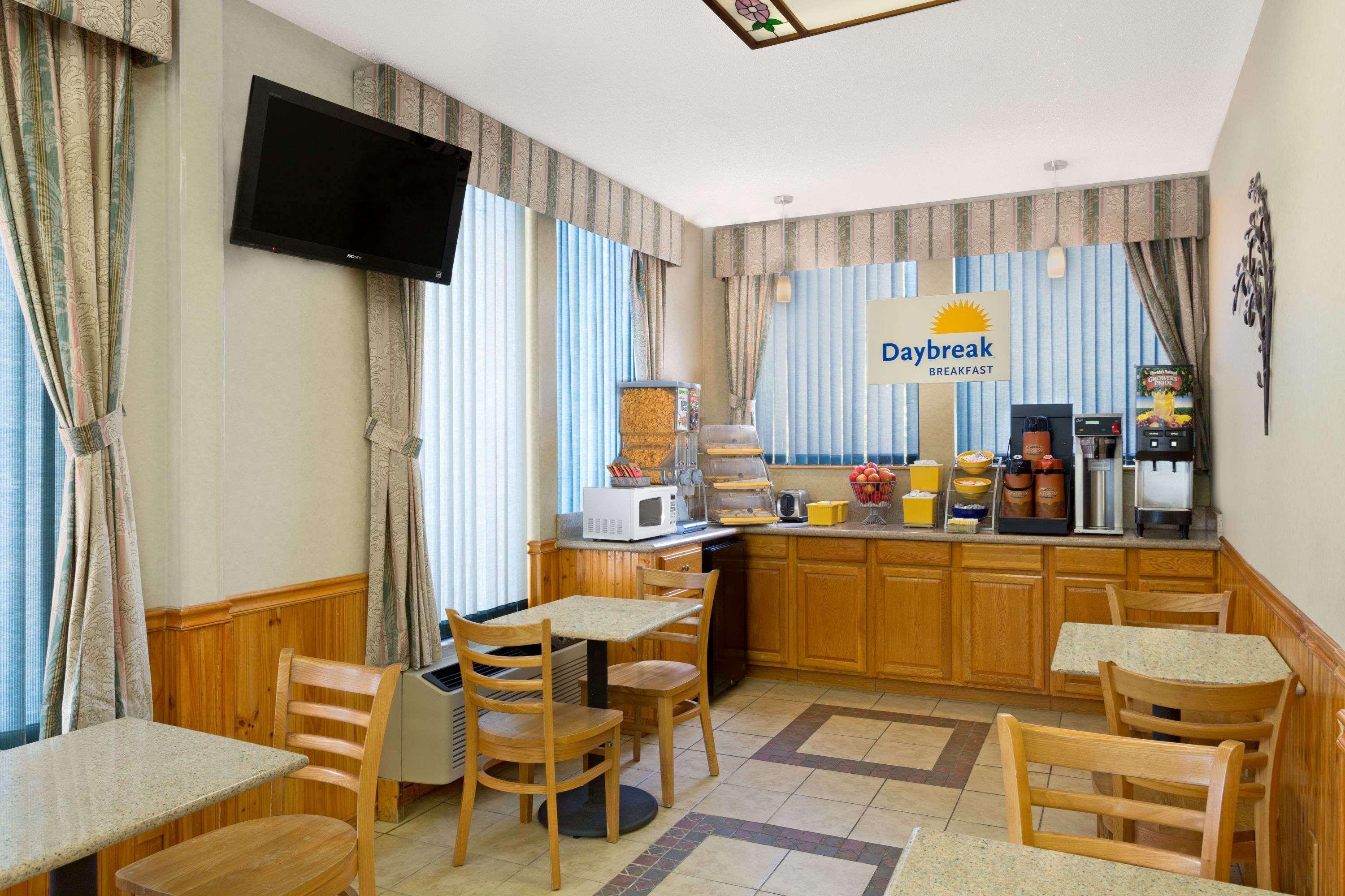 Days Inn By Wyndham Biscoe Extérieur photo