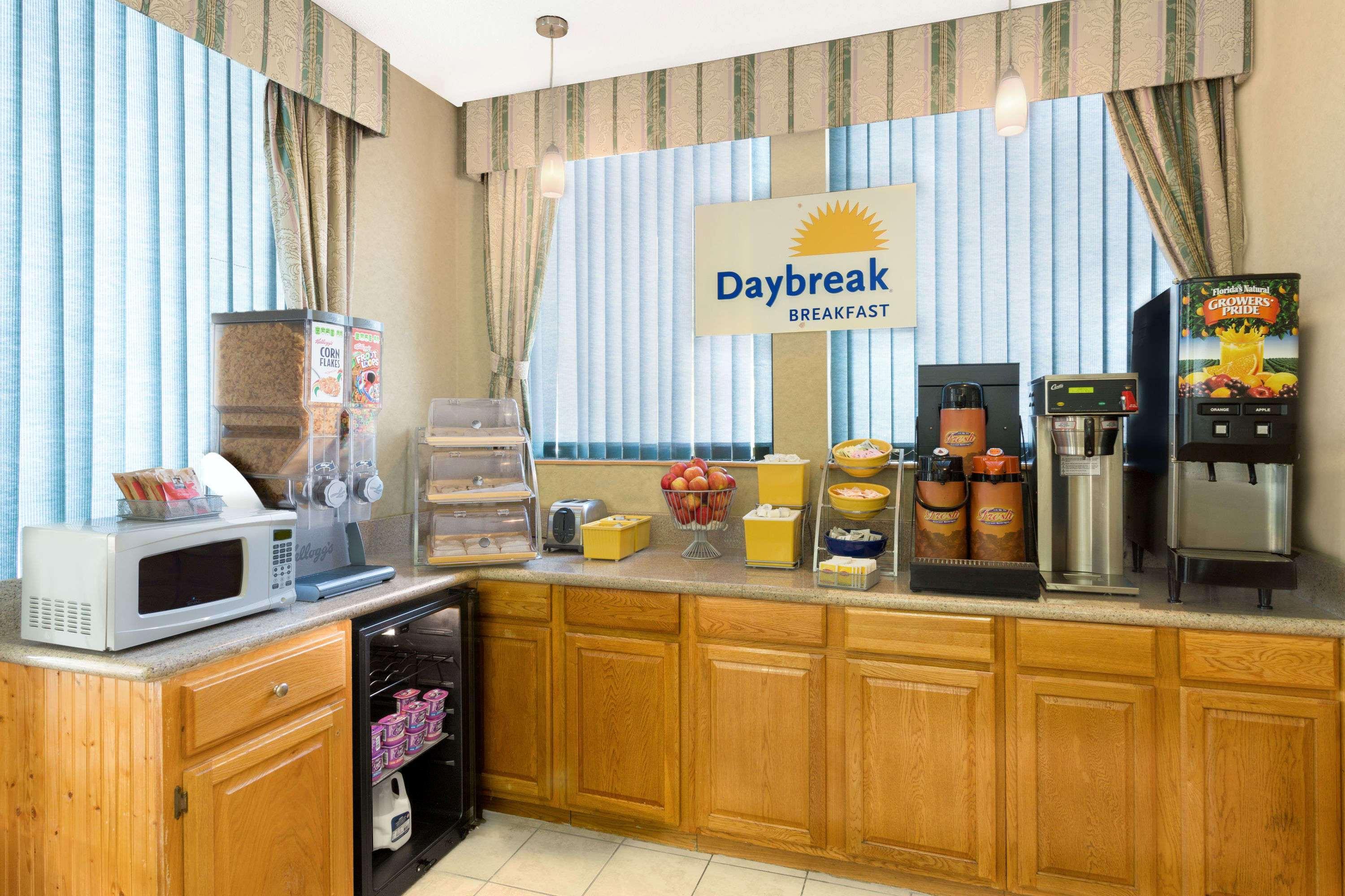 Days Inn By Wyndham Biscoe Extérieur photo