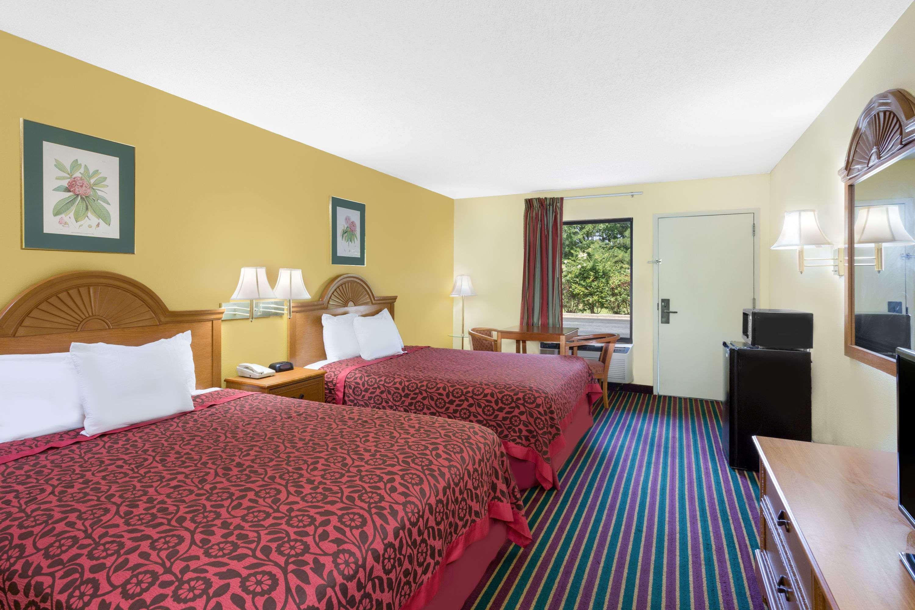 Days Inn By Wyndham Biscoe Extérieur photo
