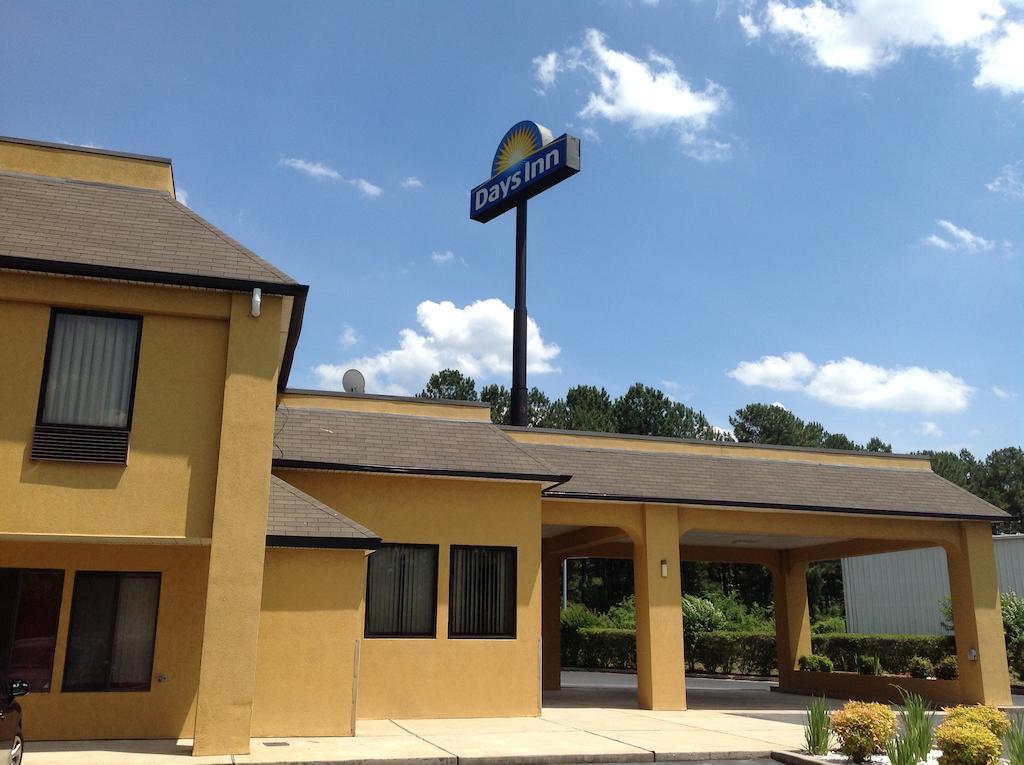 Days Inn By Wyndham Biscoe Extérieur photo